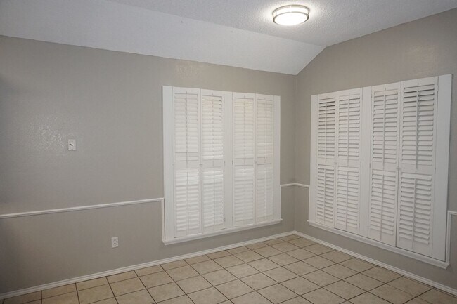 Photo - Beautiful House Located West of Frankford ...