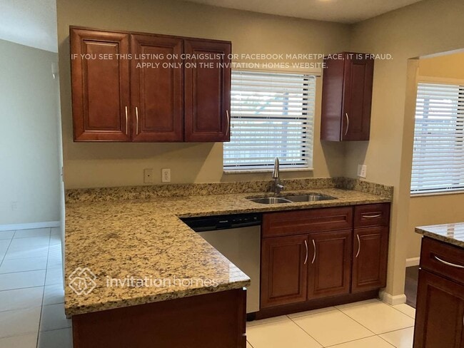 Photo - 162 Parkwood Dr