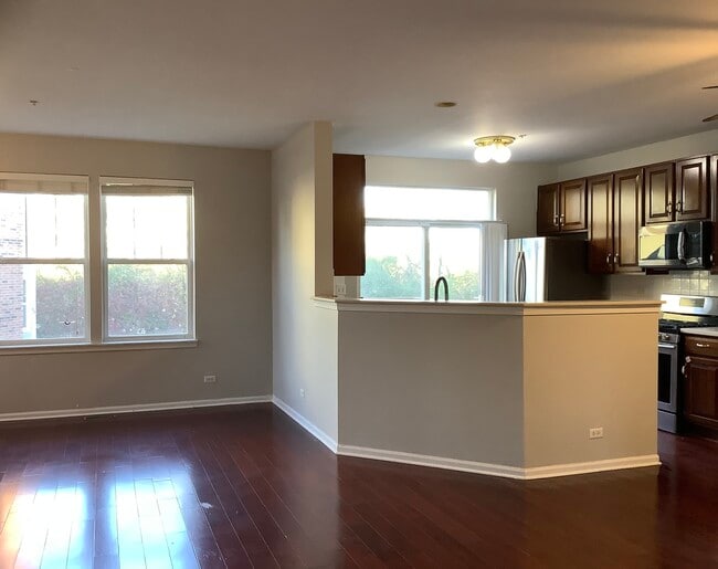 Photo - 75 Woodview Dr