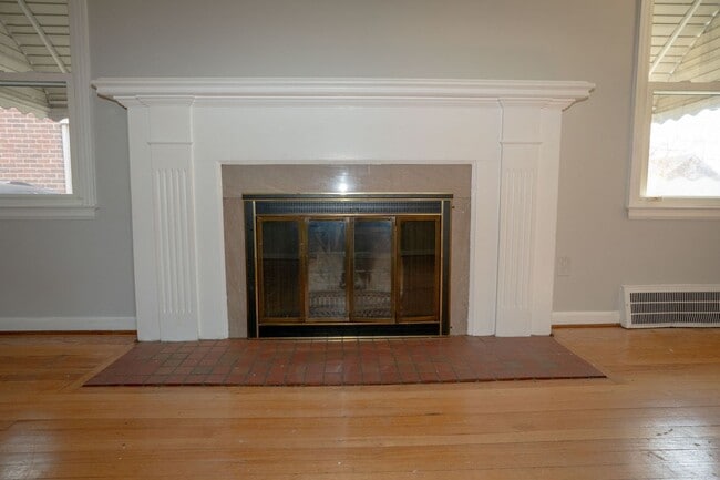 Photo - Update charming 3 bedroom bungalow