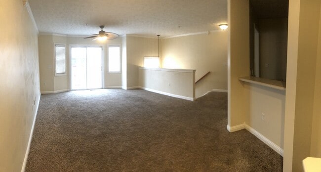 Photo - 1471 Autumn Oak St
