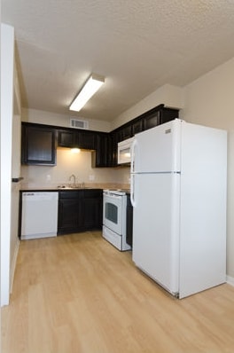 Photo - Woodlands Wake Village