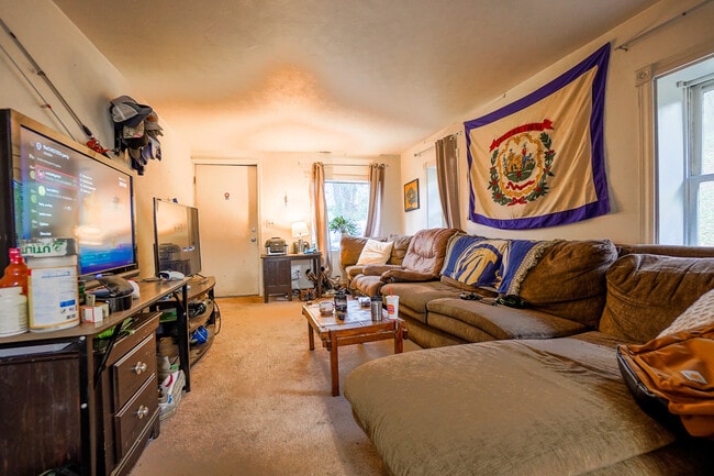 Photo - 1004 College Ave