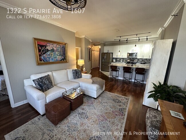 Photo - 1322 S Prairie Ave Unit 1607