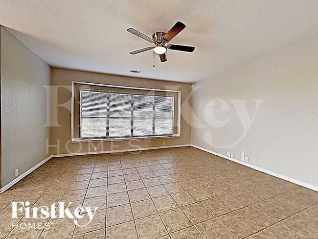 Photo - 816 Cutting Horse Dr