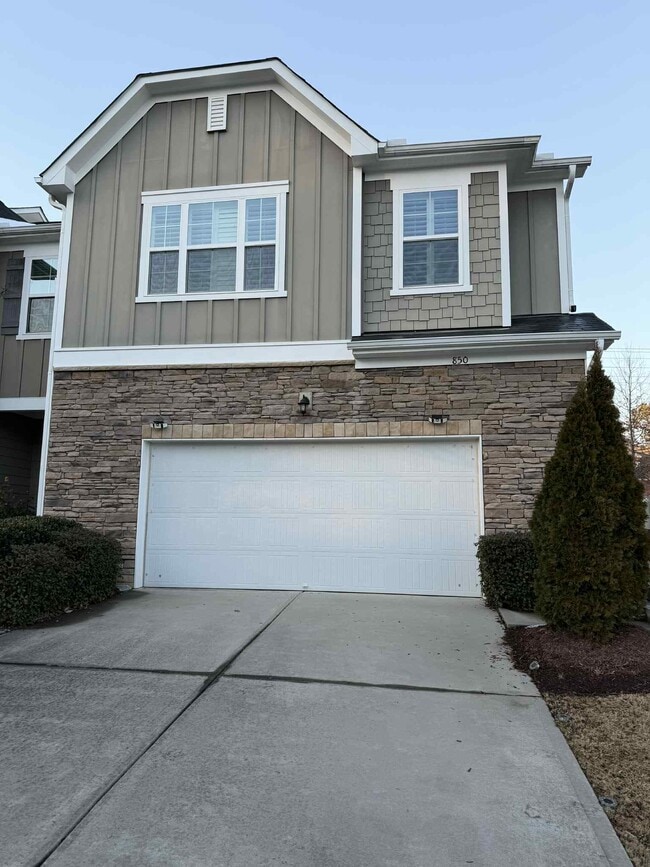 Photo - 850 New Derby Ln