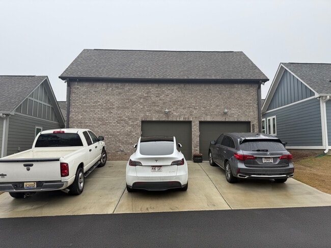 Photo - 1725 Coburn St