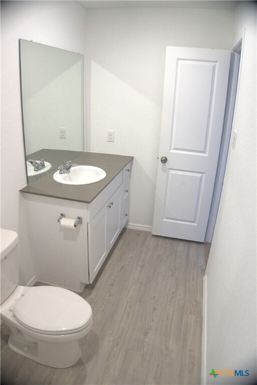 Photo - 809 Riviera Ct