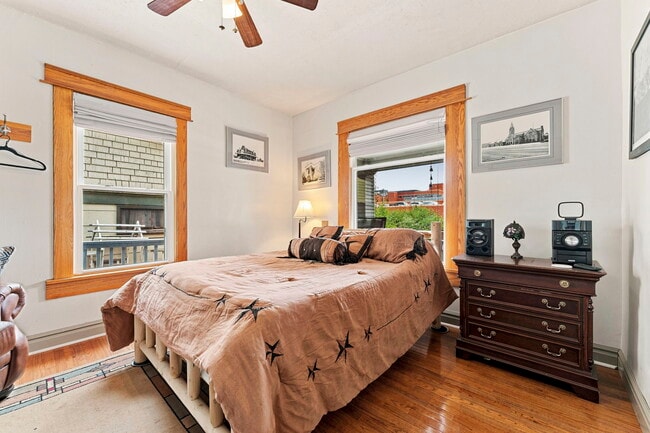 200 E 25th St Unit 1