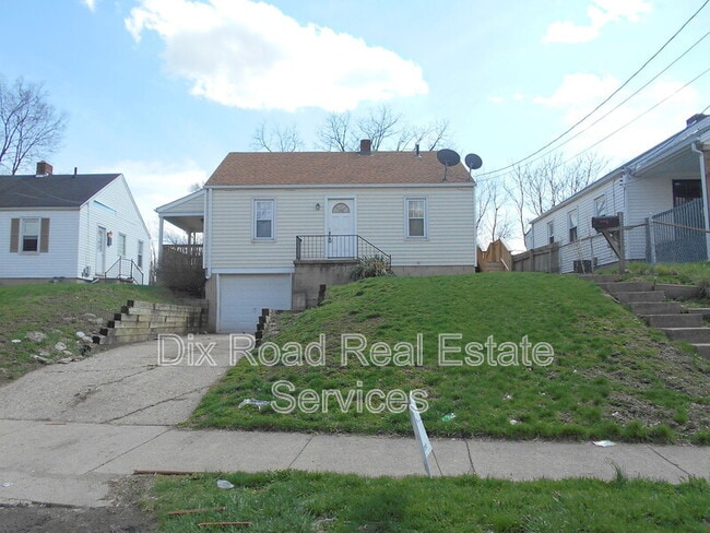 Photo - 922 Lafayette Ave House