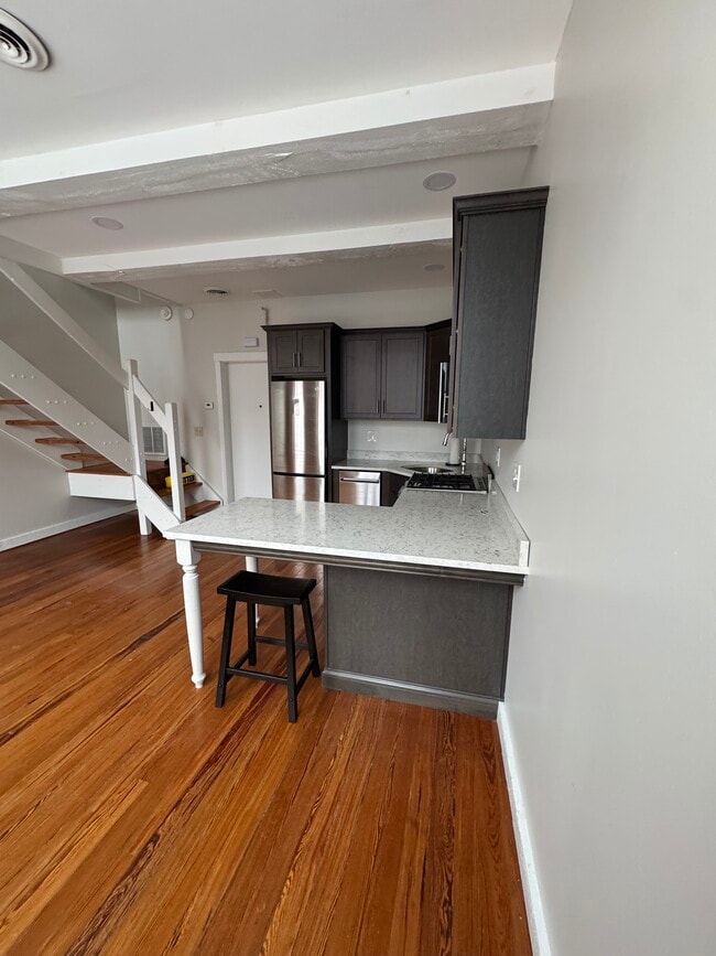 Photo - 43 Market St Unit 1