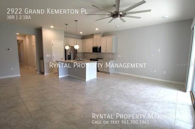 Photo - 2922 Grand Kemerton Pl