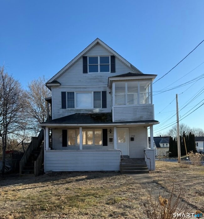 Photo - 751 Old Stratfield Rd