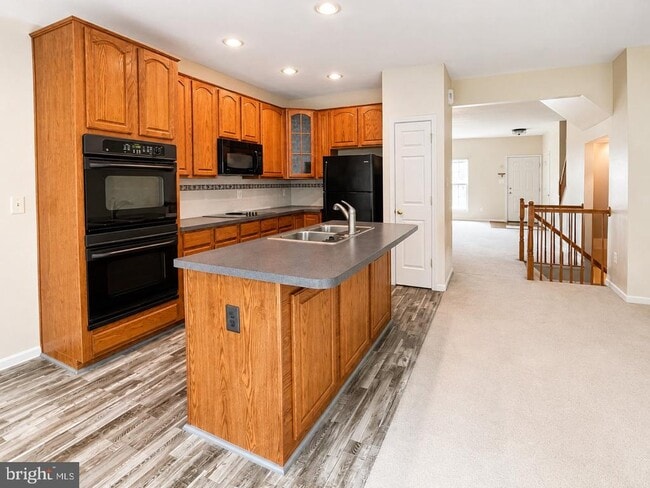 Photo - 987 Longview Ln