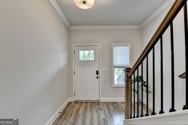 Photo - 1854 Westfall Lndg