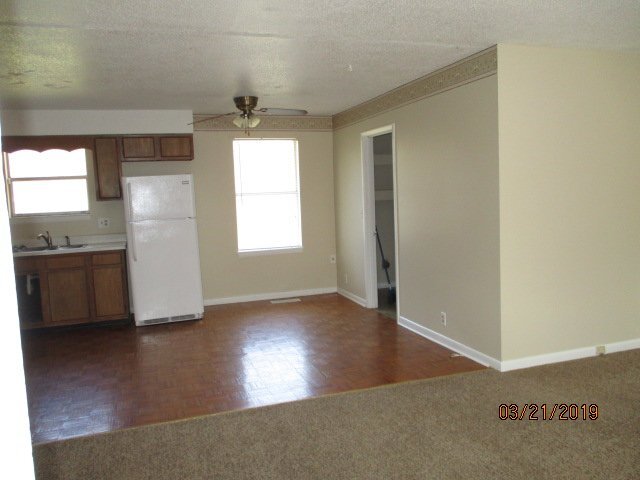 Photo - 621 Dover Rd