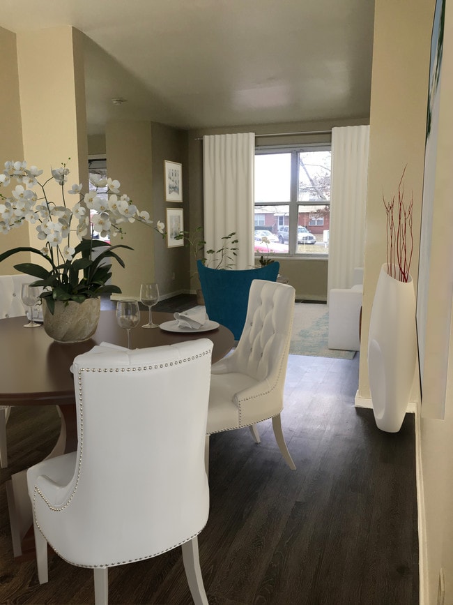 Photo - South Pointe Commons