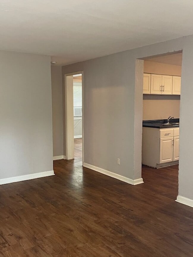 Photo - Updated Downstairs 2 Bedroom and 1 Bathroom Carriage House