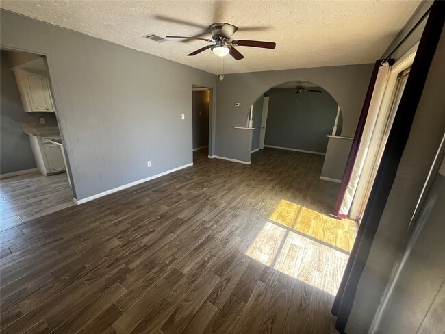 Photo - 1471 Cool Spring Dr