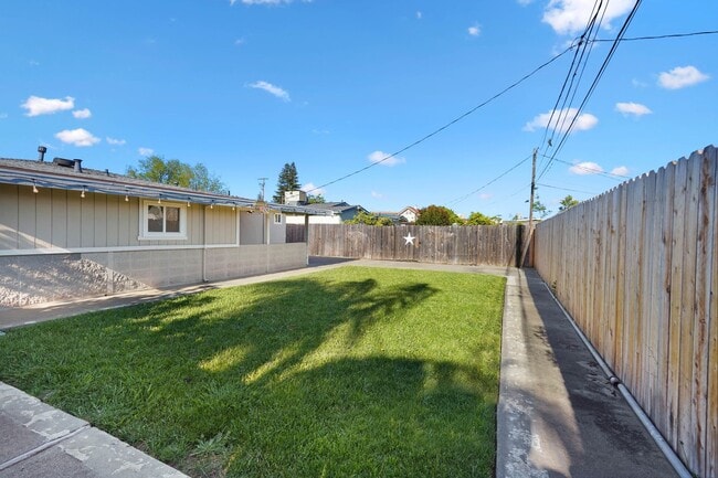 Photo - Beautiful Vacaville Home Near Parks, Schools & Shopping