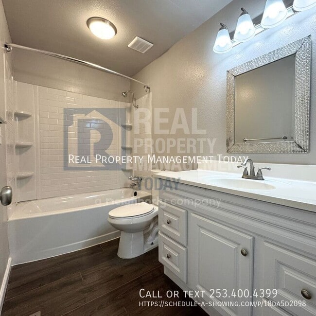 Photo - 620 Lana Lee Ct SE