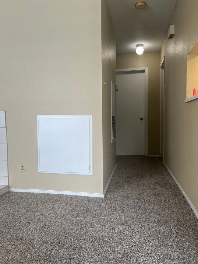 Photo - WEST CAMPUS - 2 BEDROOM - 2 BATHROOM  - AU...