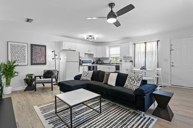 2401 Gordon St Unit SI ID1271941P
