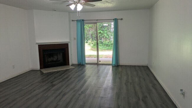 Photo - 417 Ridge Creek Dr