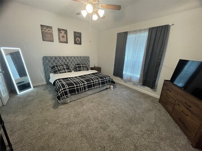 Photo - 1991 Shim Ball Wy