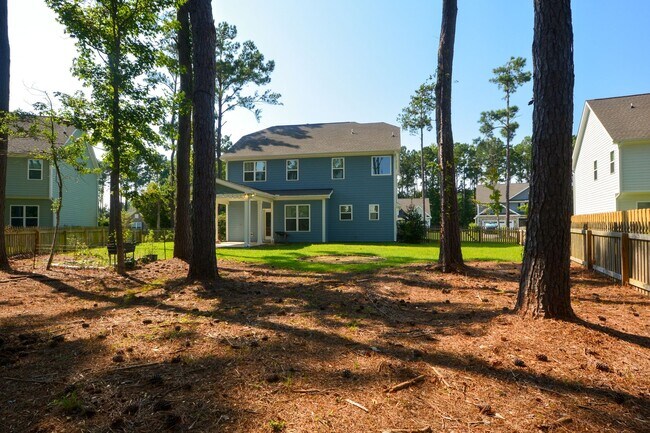 Photo - Beautiful 3 Bedroom + Flex Room in Gated Community of Mimosa Bay