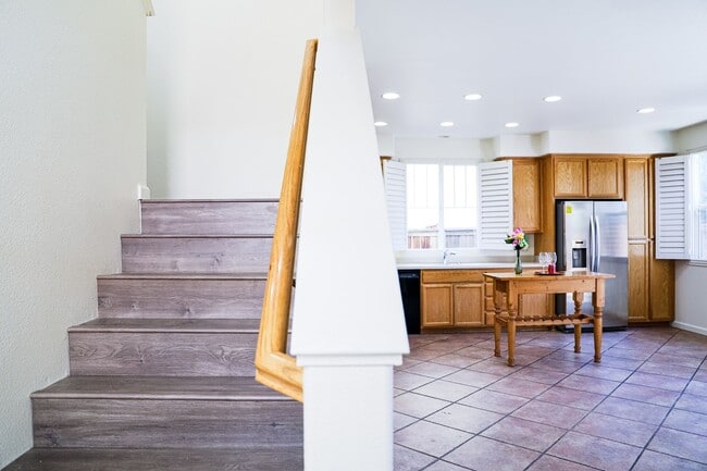 Photo - Beautiful and Spacious Home with Three Bedrooms Amazing Loft & Bonus Room!