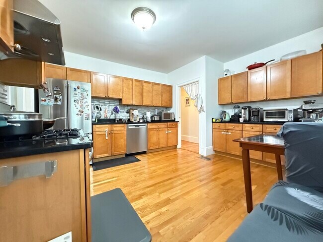 Photo - 132 Middlesex Rd Unit 1