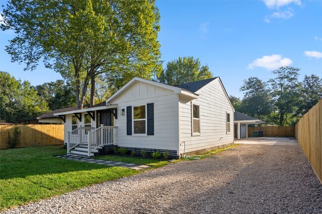 Photo - 7810 Appleton St