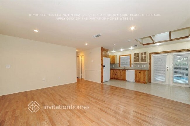 2719 Linwood Dr