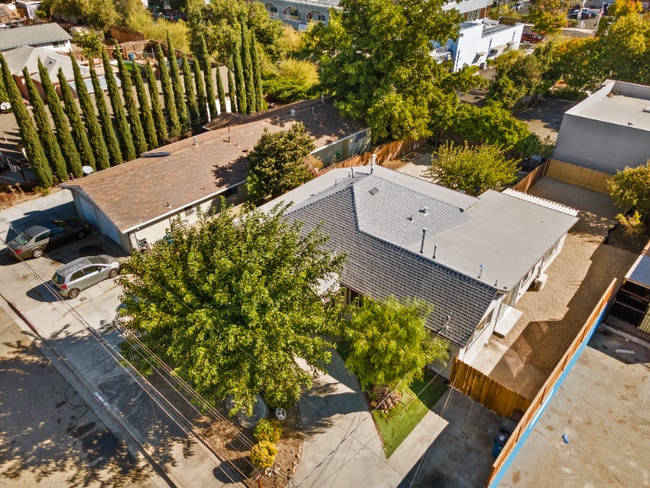 Photo - 1709 Noia Ave Apartamento Unidad B