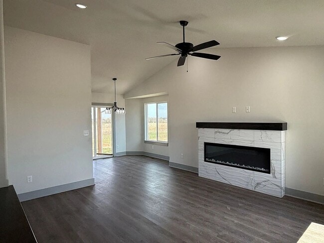 Photo - 5350 W 42nd St S