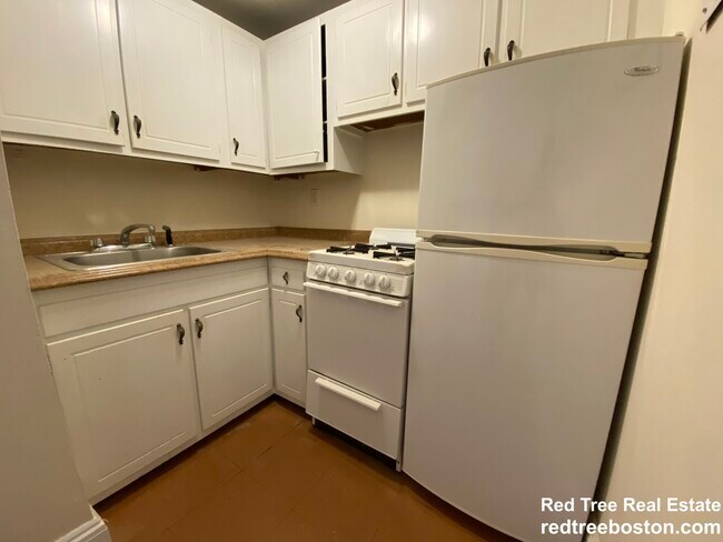 Photo - 381 Harvard St Unidad 1