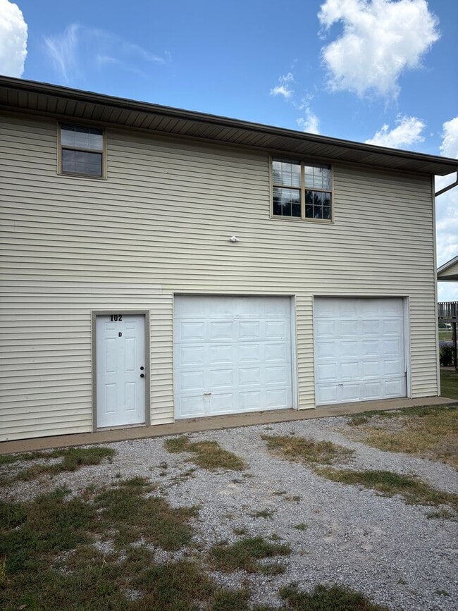 Building Photo - 102 John Paul Rd Unit D Rental