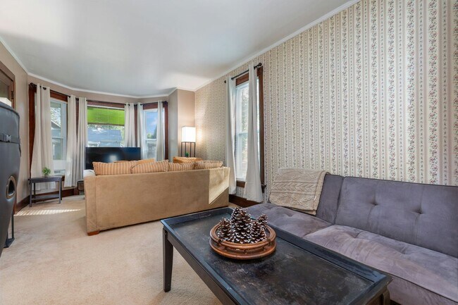 Photo - 511 S 3rd St