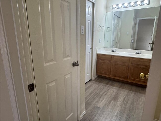 Photo - 1107 Bohica Way