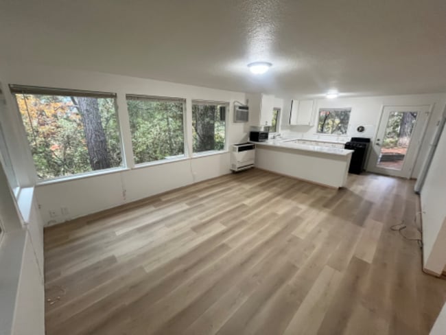 Photo - 1860 Point View Dr Unit 3