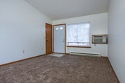 1BR, 1BA - 750SF