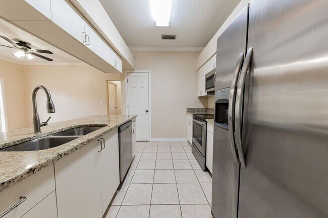 Photo - 501 Eagle Pond Dr