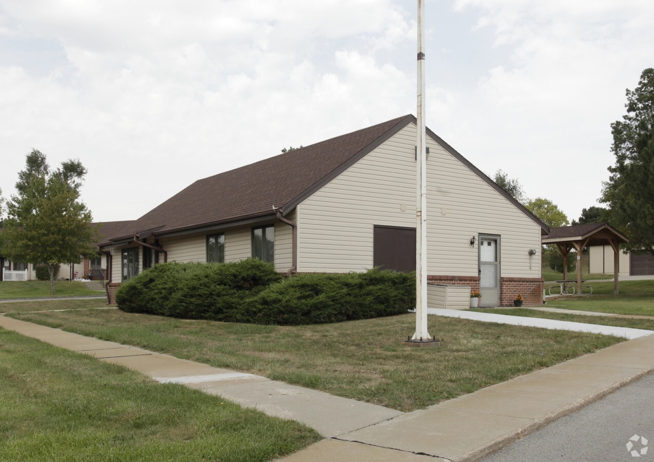 Photo - Benn View Apartments