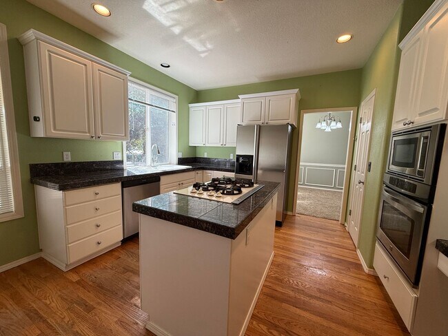 12540 NW Brimpton Ct