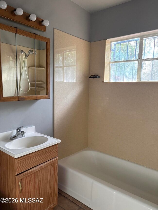 Photo - 1504 N Highland Ave
