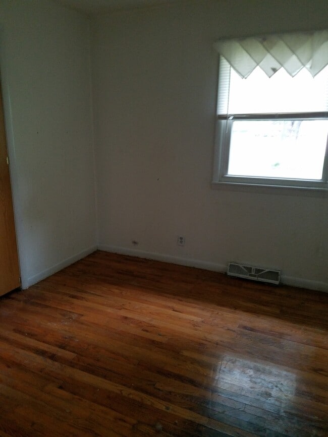 Photo - 3bed/1bath in Oakwood