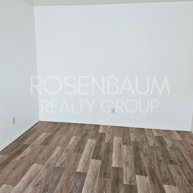 Photo - Charming 1-bedroom, 1-bath duplex apartmen...