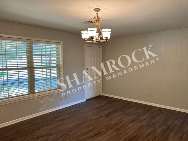 Photo - Updated 3/2 in Lake Air Estates