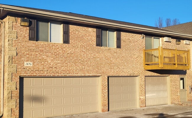 Photo - Redstone Trails